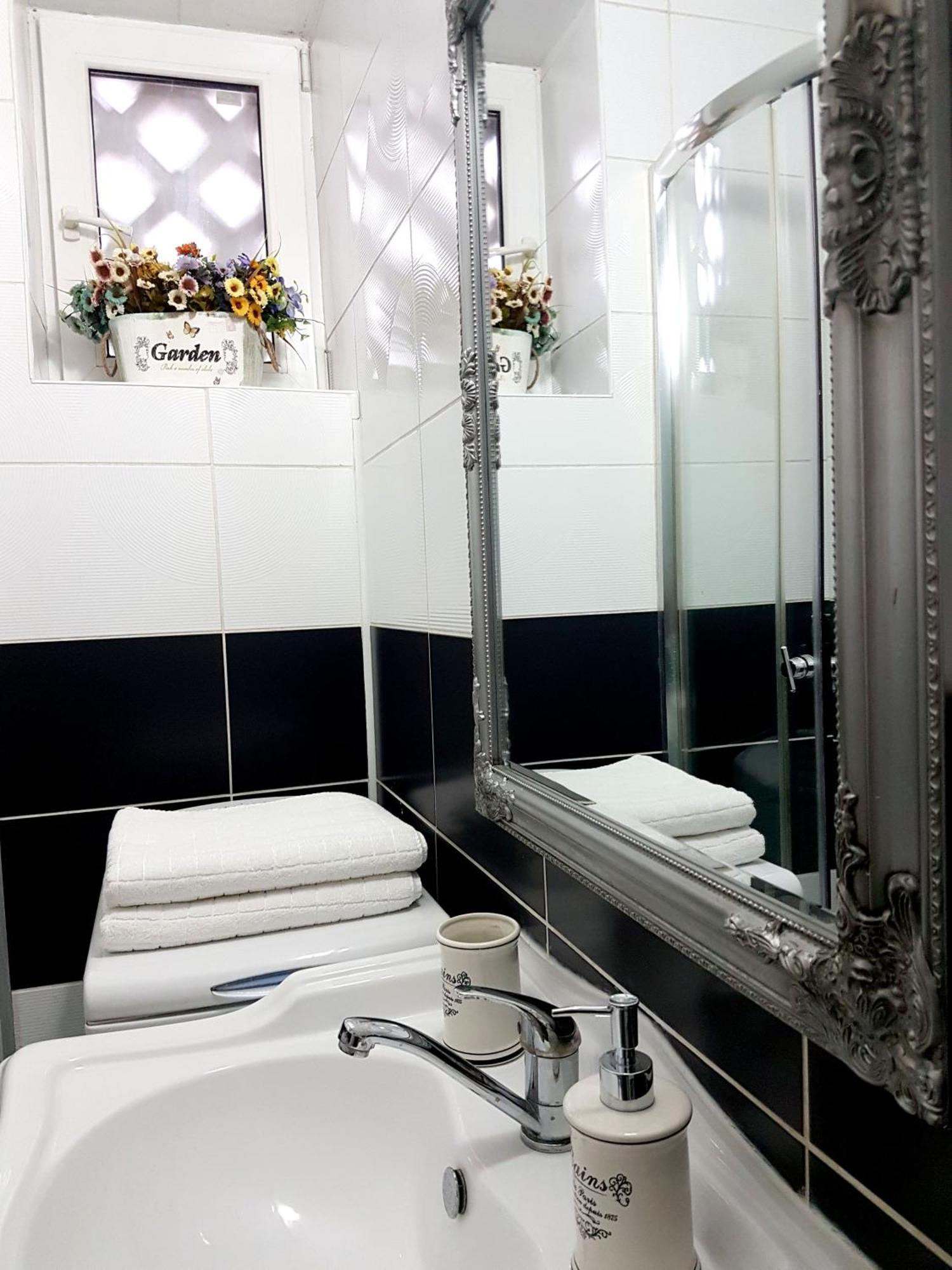 Like Home Braşov Extérieur photo