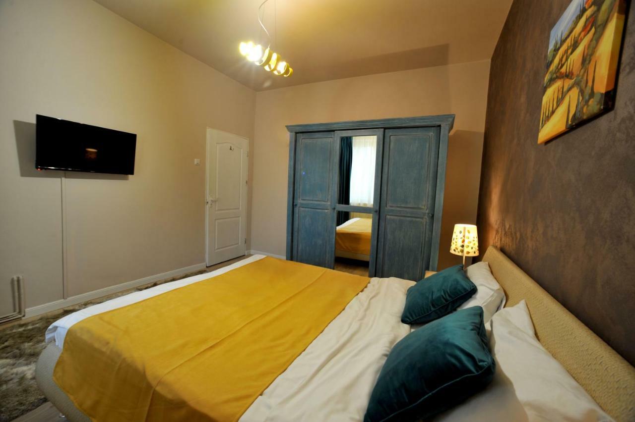 Like Home Braşov Extérieur photo