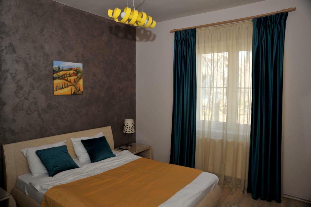 Like Home Braşov Extérieur photo